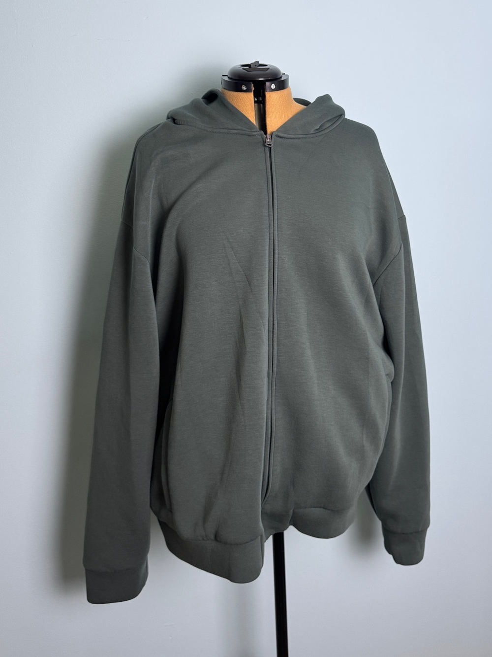 Old Navy Women’s Plus Zip-Up Hoodie and Wide Leg Sweat Pant set